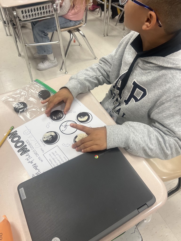 Oreo Moon Phases with Mrs. Wallace's 4th grade