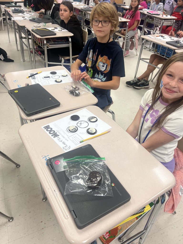 Oreo Moon Phases with Mrs. Wallace's 4th grade