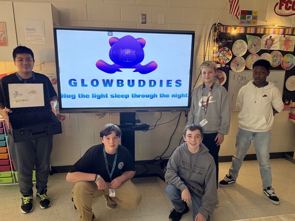 students presenting in a class