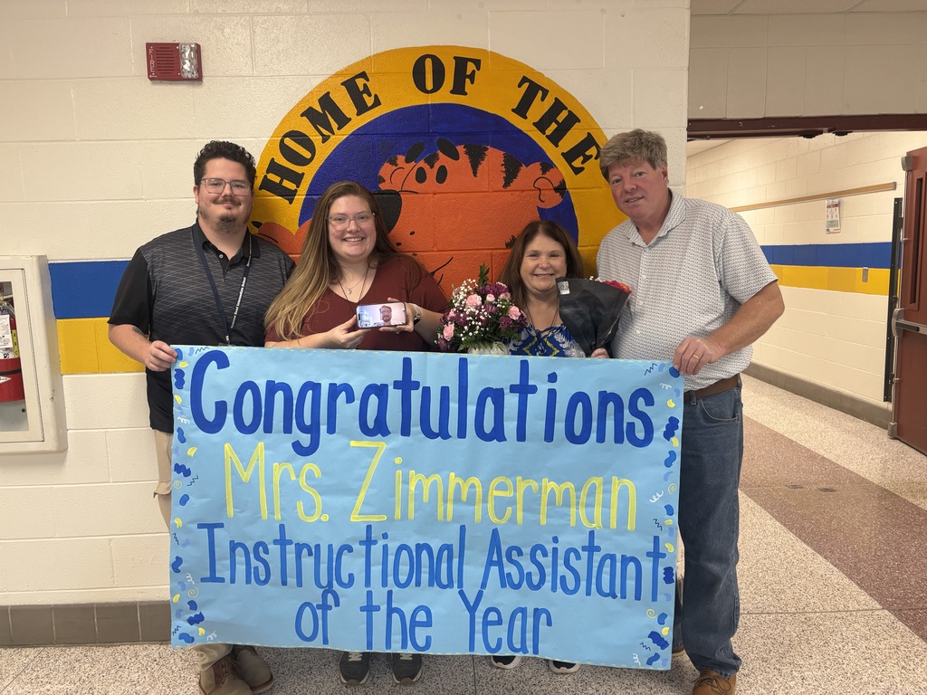 Mrs. Zimmerman - this year's Instructional Assistant of the Year