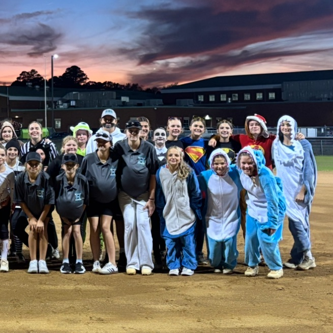 softball players dressed up
