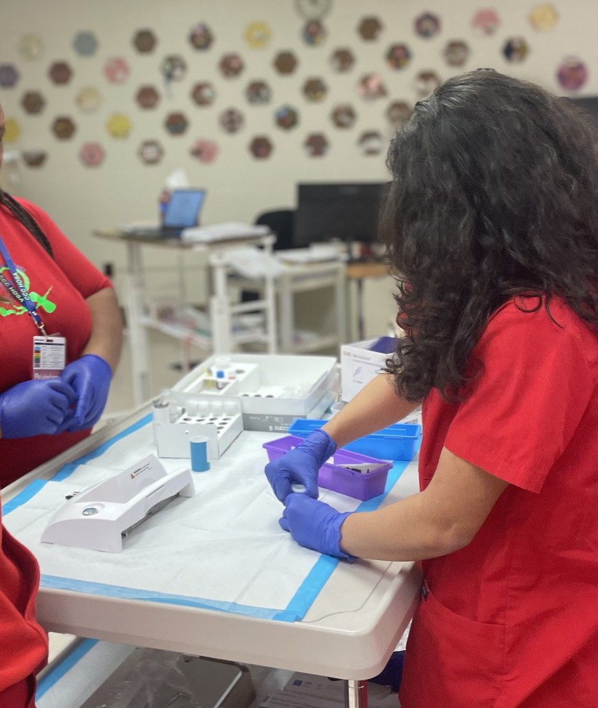 Med lab students blood Lead tests