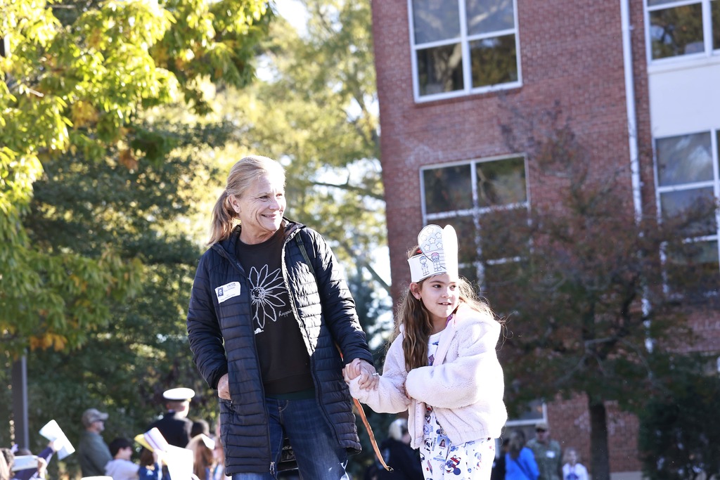 Hickory Elementary Veterans Day Parade