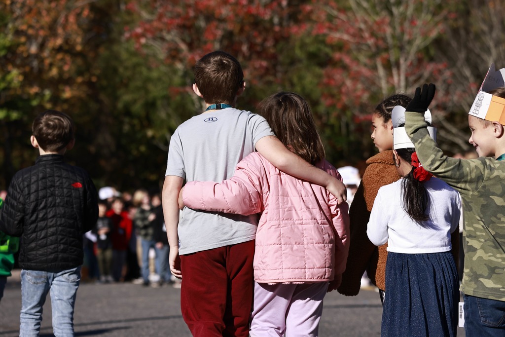 Hickory Elementary Veterans Day Parade