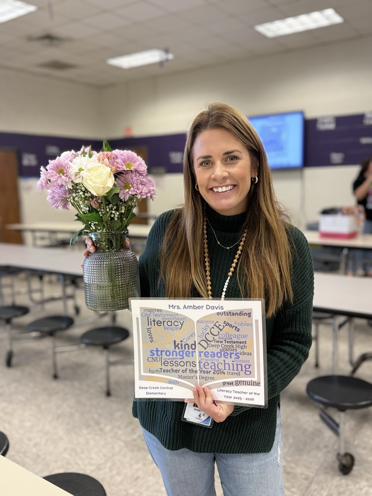 🚀 Out of this world and into our hearts—Deep Creek Central’s “𝐋𝐢𝐭𝐞𝐫𝐚𝐜𝐲 𝐓𝐞𝐚𝐜𝐡𝐞𝐫 𝐨𝐟 𝐭𝐡𝐞 𝐘𝐞𝐚𝐫 “ is stellar at sparking a love of reading and learning!   Way to go, Mrs. Amber Davis! �