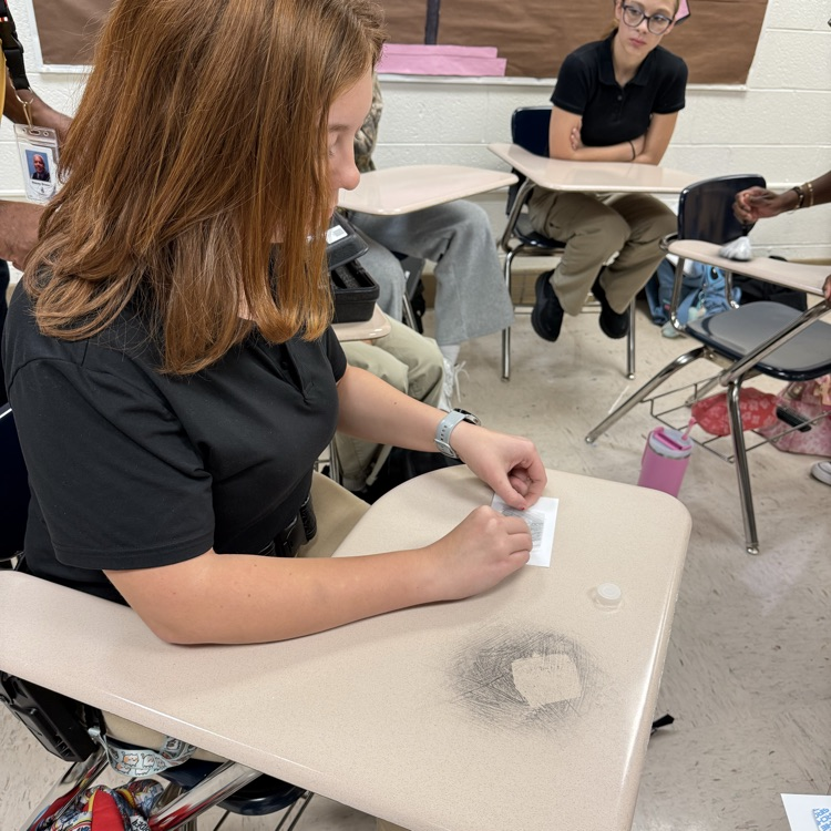 criminal justice students lifting fingerprints