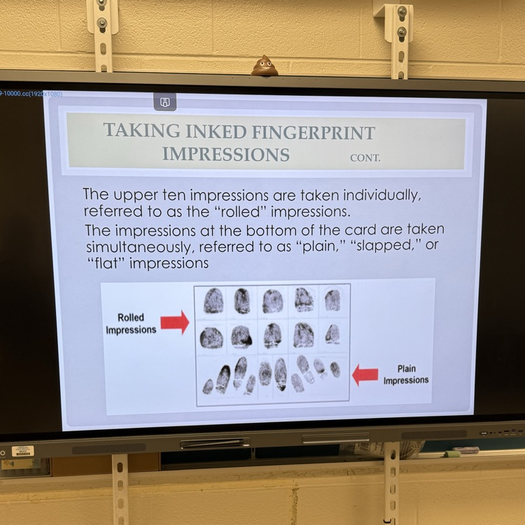 criminal justice students lifting fingerprints