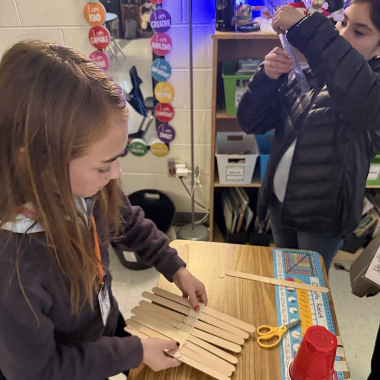 students working on their Turkey traps 