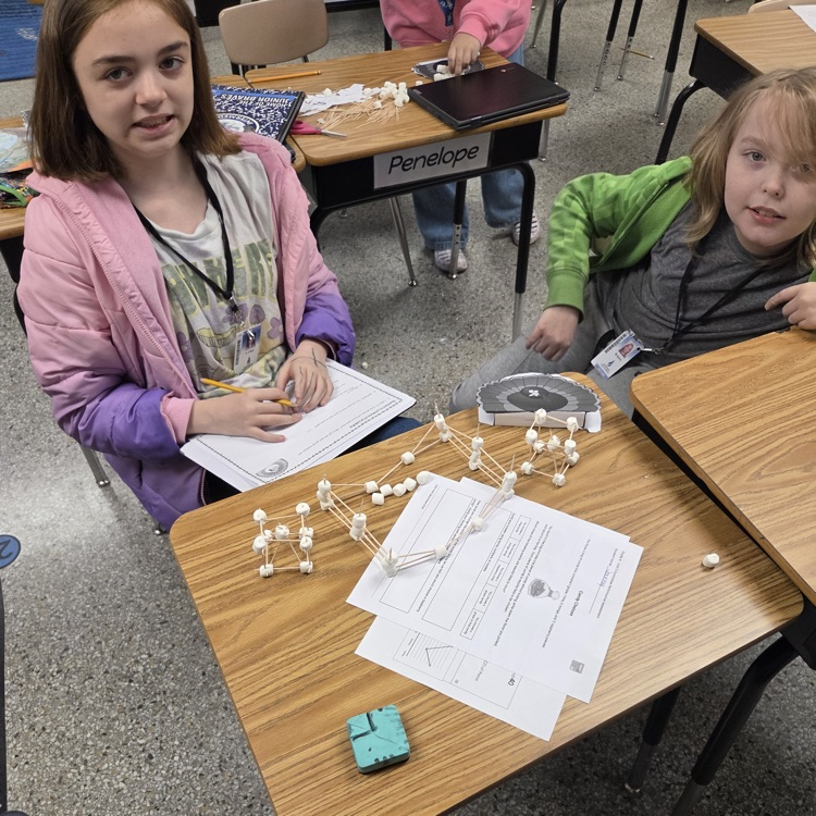 students with their turkey cage 
