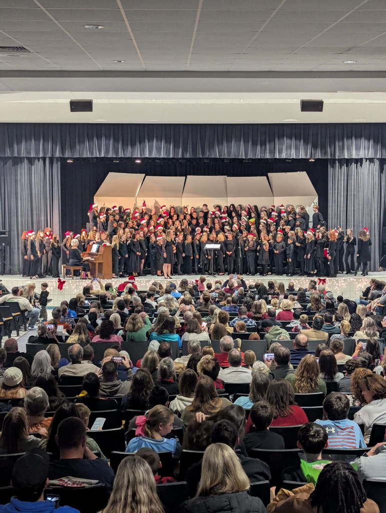 choral students on stage