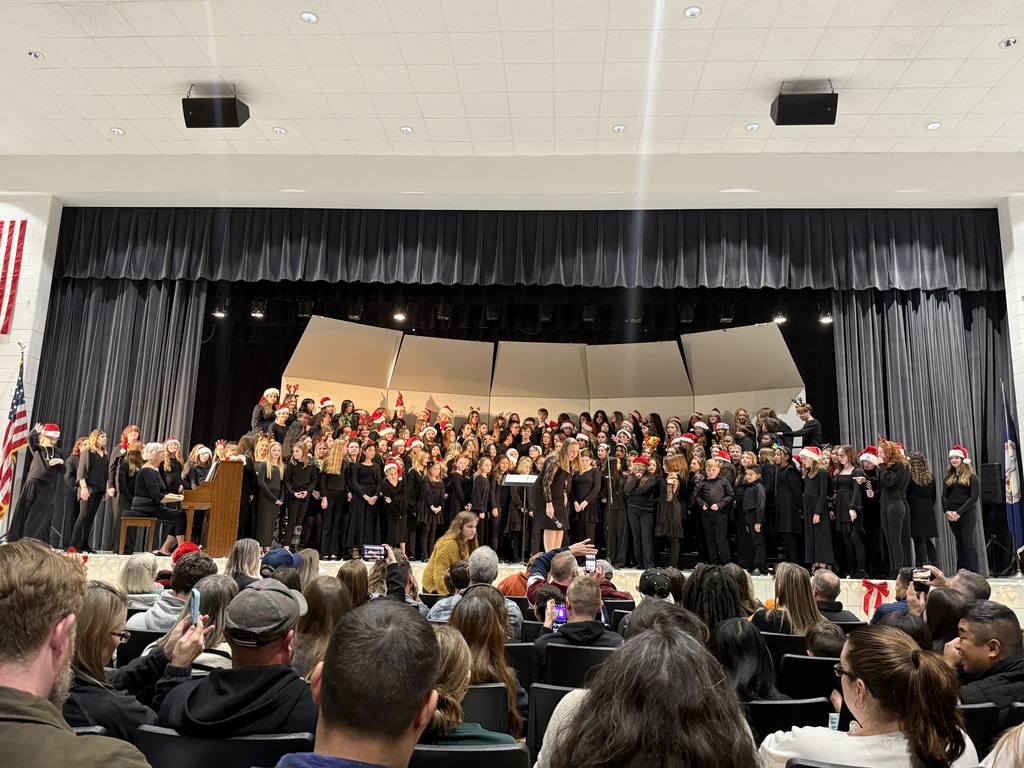 choral students on stage
