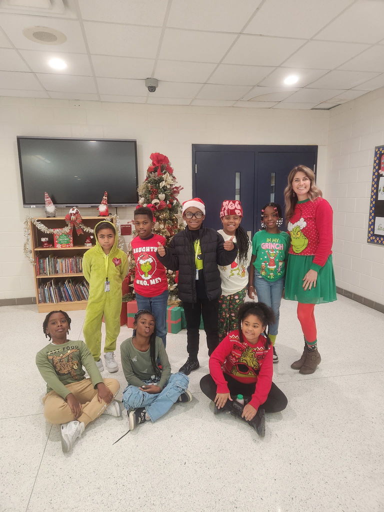 students and staff on spirit day