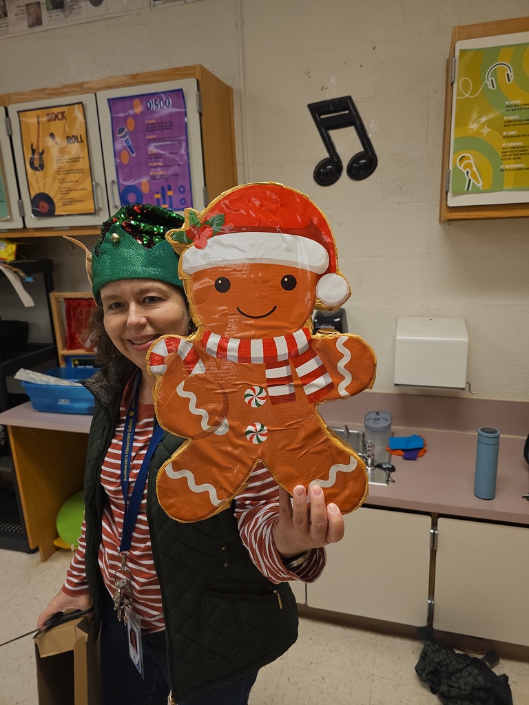 students and staff on spirit day