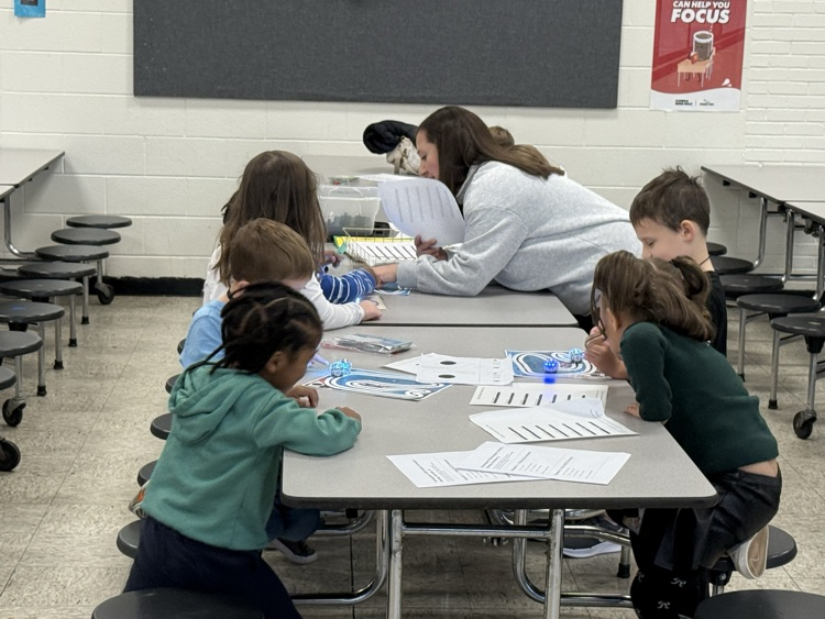 kindergarten students 