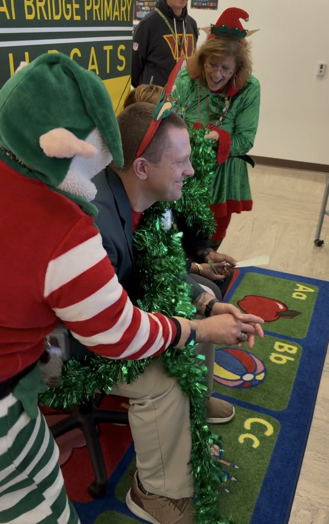 principals getting elf’d on the announcements 