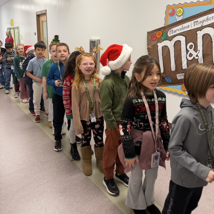 2nd graders Caroling
