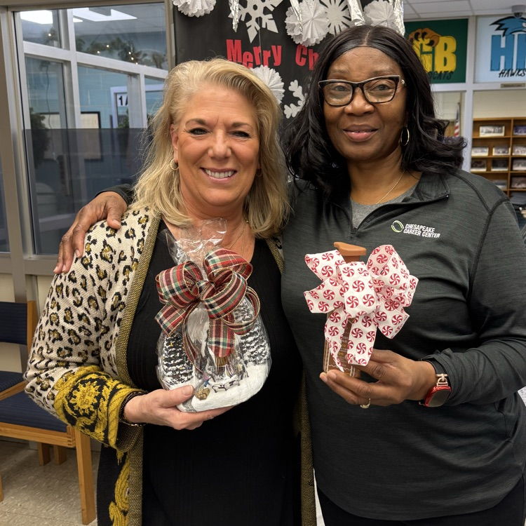 faculty and staff in main office. faculty and staff in main office. 