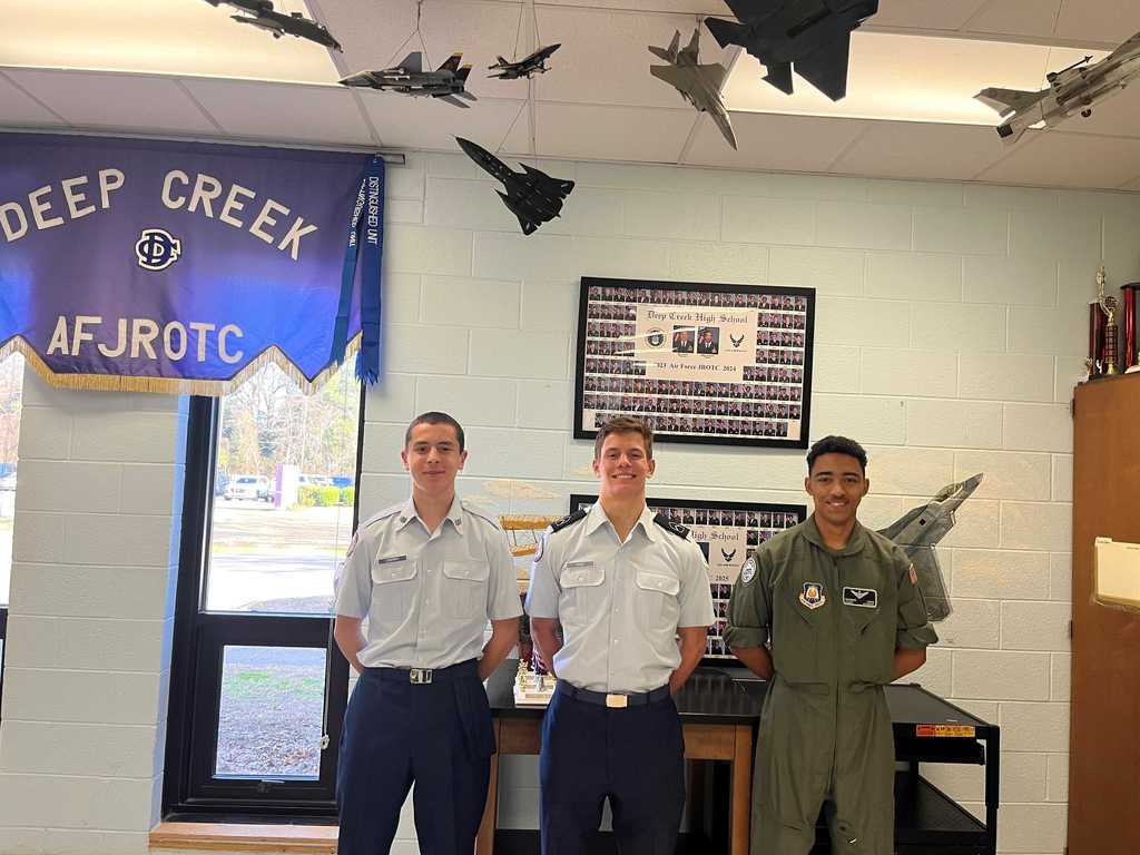 Picture of ROTC students