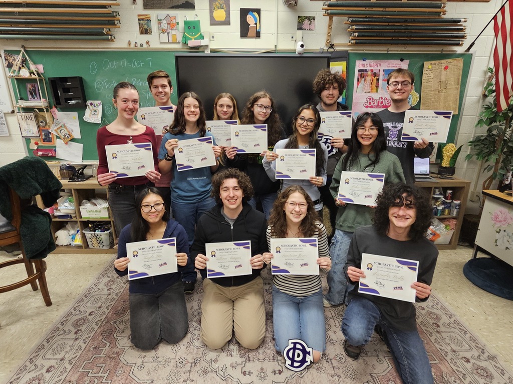 Scholastic Bowl Team Pic