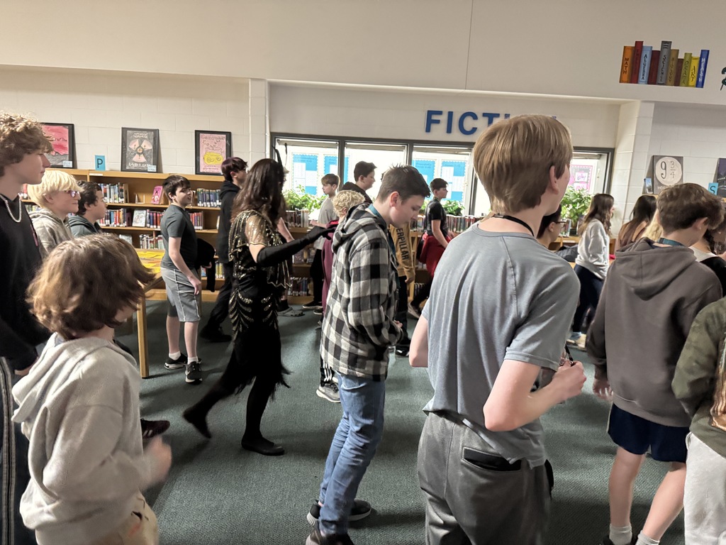 students experiencing the 8th grade 20s event