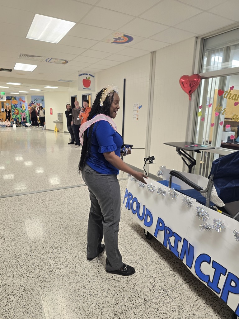 Mrs. Foard boards her parade float