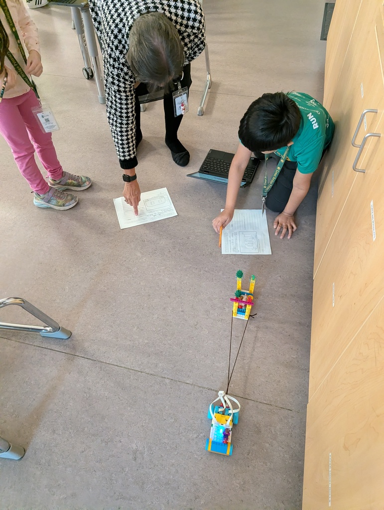 The GBP STEAM lab has been busy with 2nd graders designing, building, and testing animal transportation vehicles to relocate animals after their habitat was destroyed by a tornado.