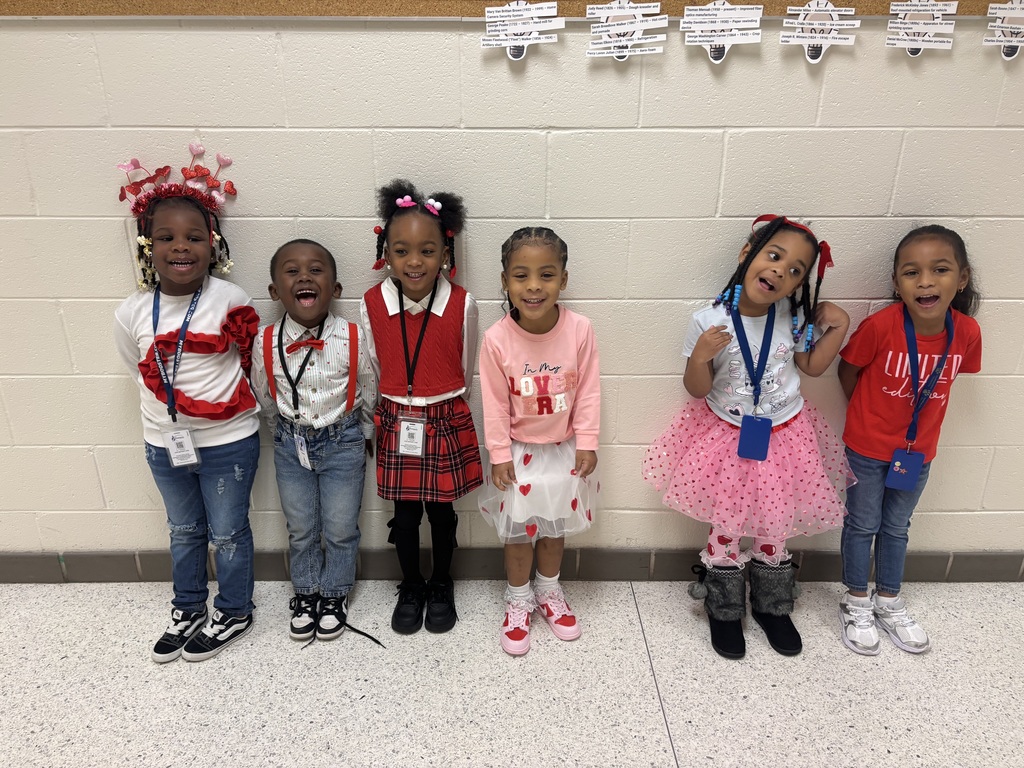 students dress up for the 100th day of school