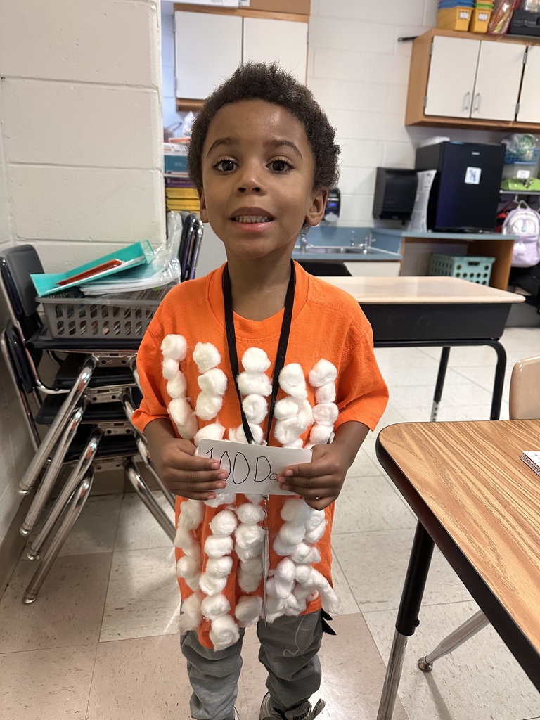 students dress up for the 100th day of school