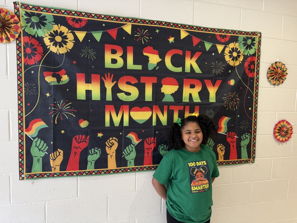 students dress up for the 100th day of school