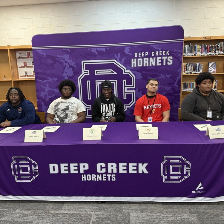 football player signing picture