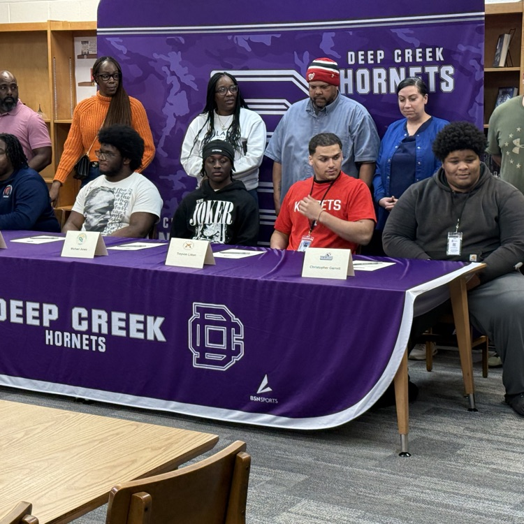 football player signing picture