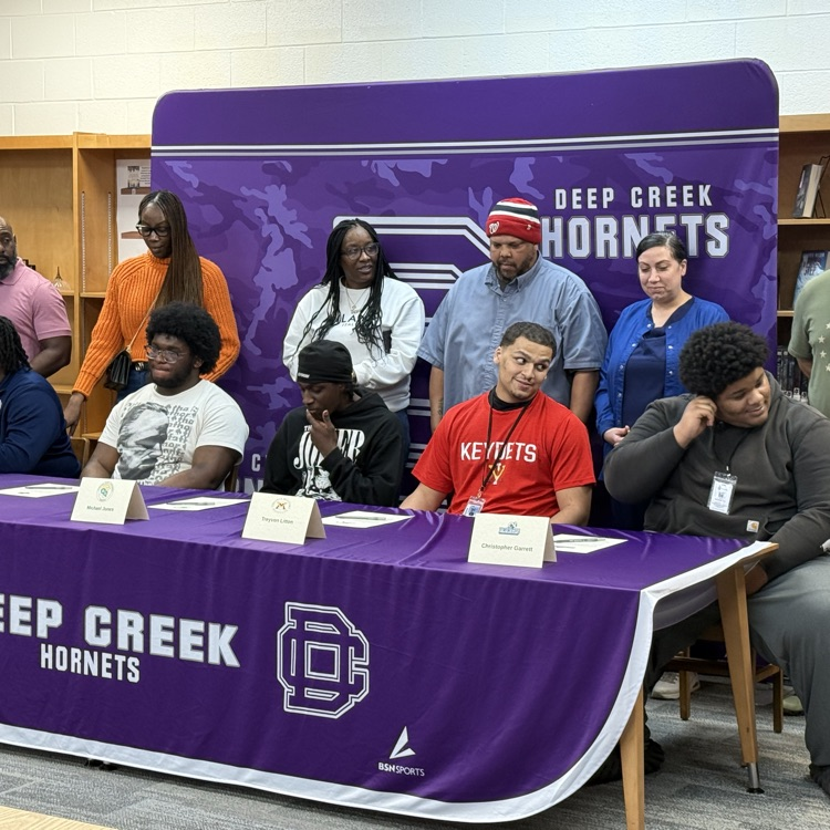 football player signing picture