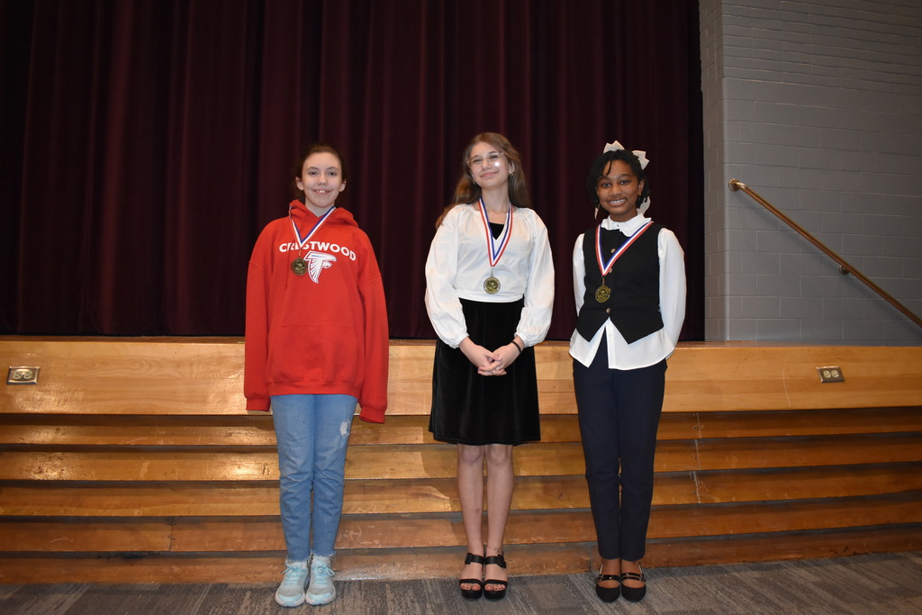 Hampton House Winners with Medals