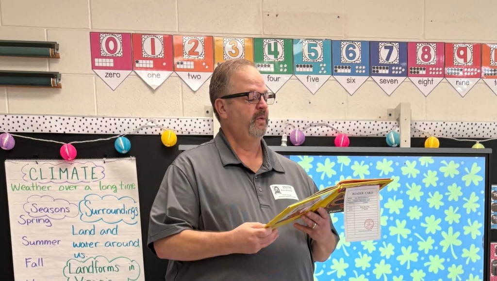 📚✨ Guest Reader Day at GFE was a hit!  We loved welcoming so many wonderful visitors who came to share stories with our students today. There’s nothing better than great books and great company—what a fantastic day! ❤️📖    A big THANK YOU to Mrs. Duda for all the hard work you put into making this day so fun and successful. We appreciate you! 👏😊