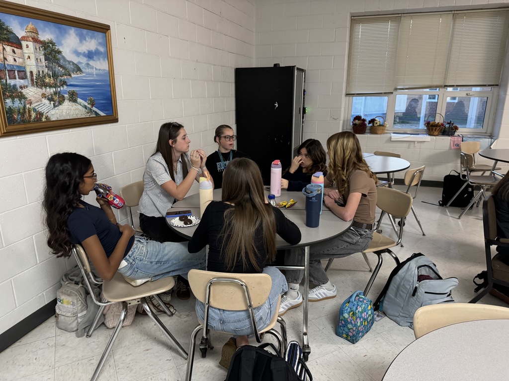 students enjoying a breakfast