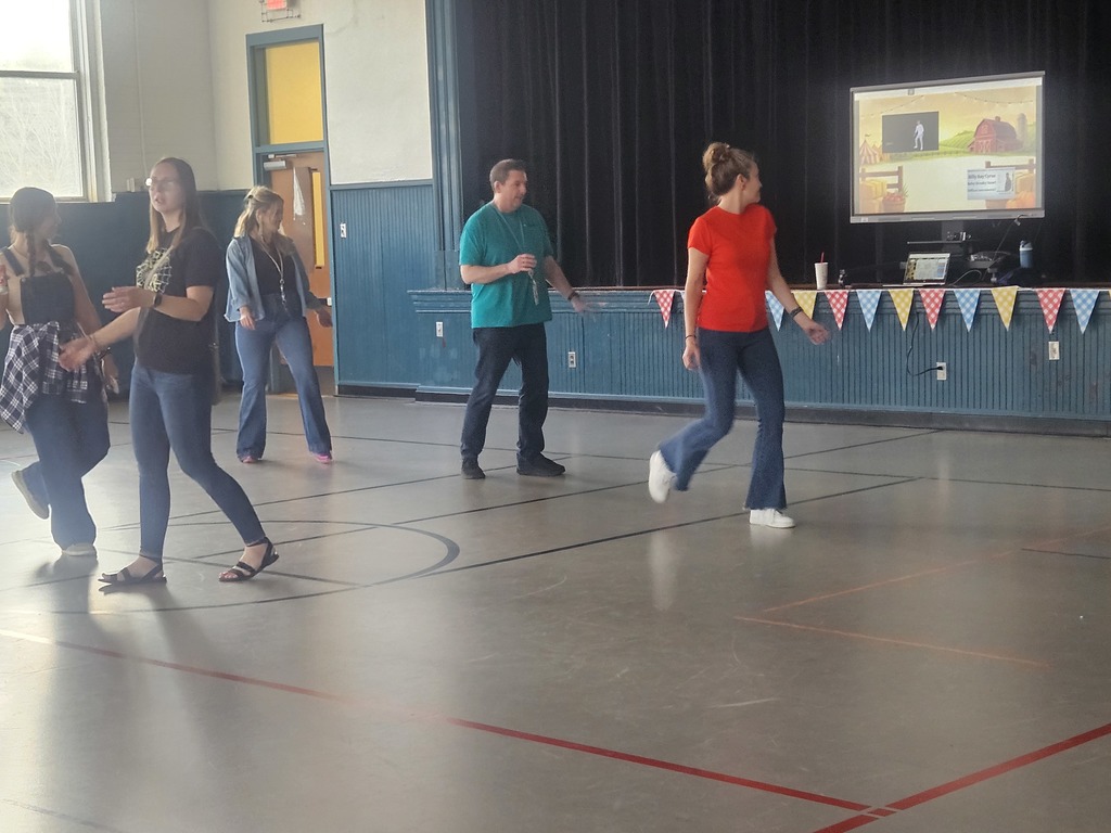 Line dancing station 