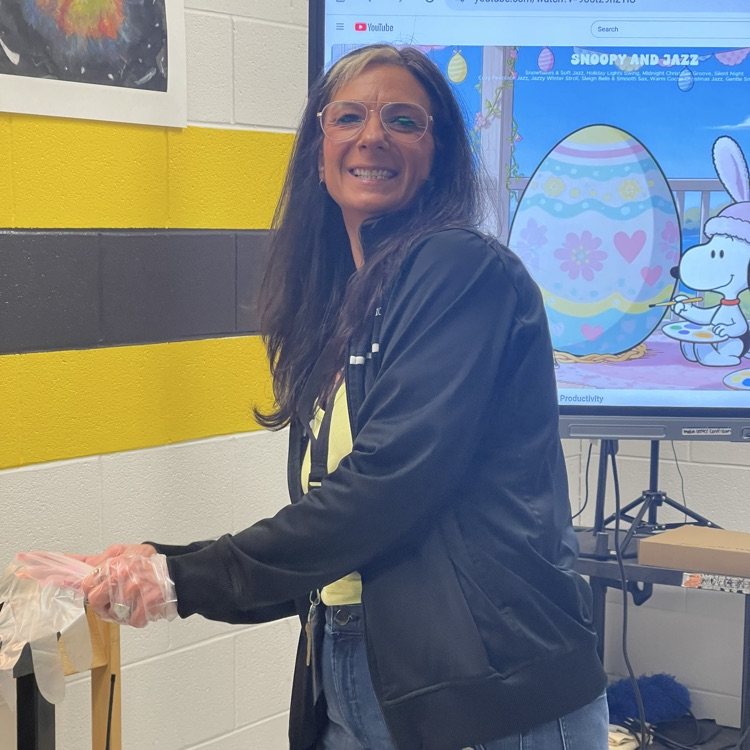 staff getting popcorn