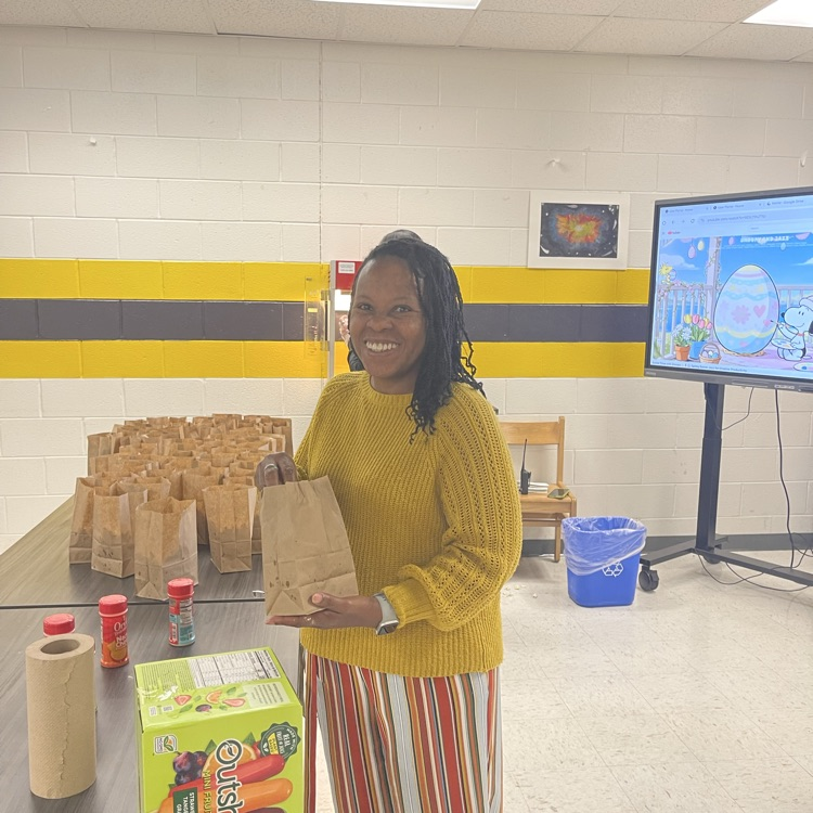 staff getting popcorn
