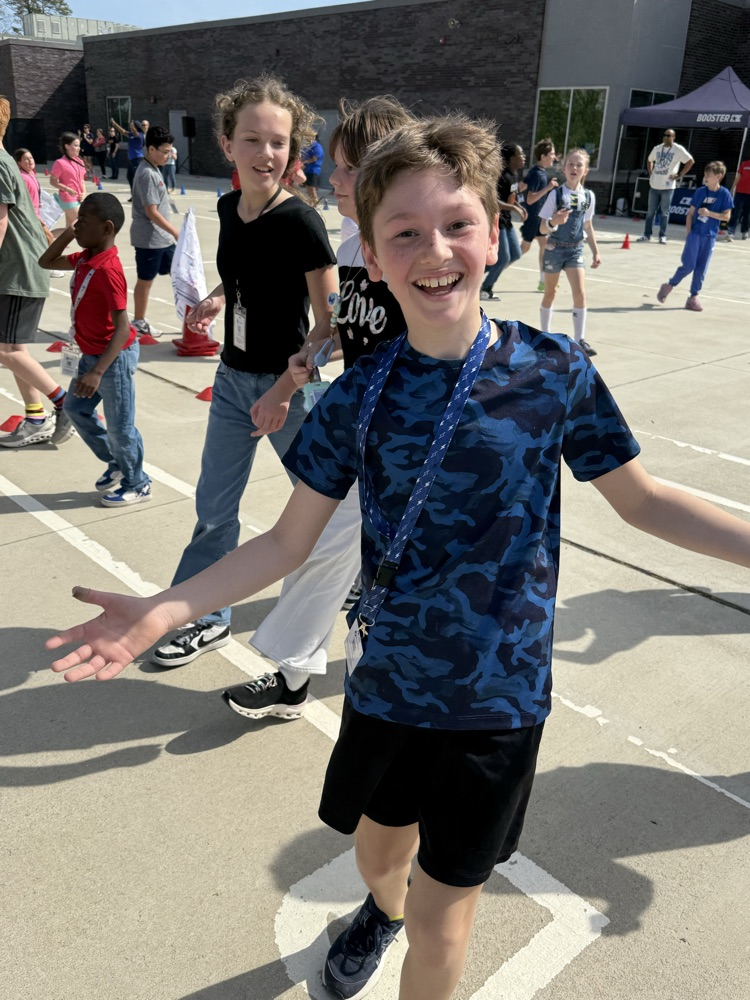 a student excited for the fun run!! 