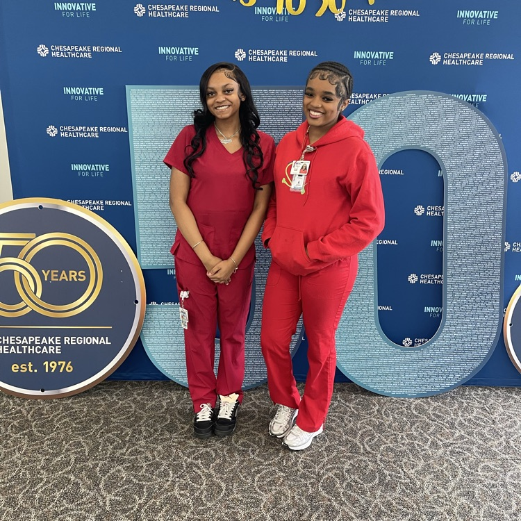 med lab students in the lab