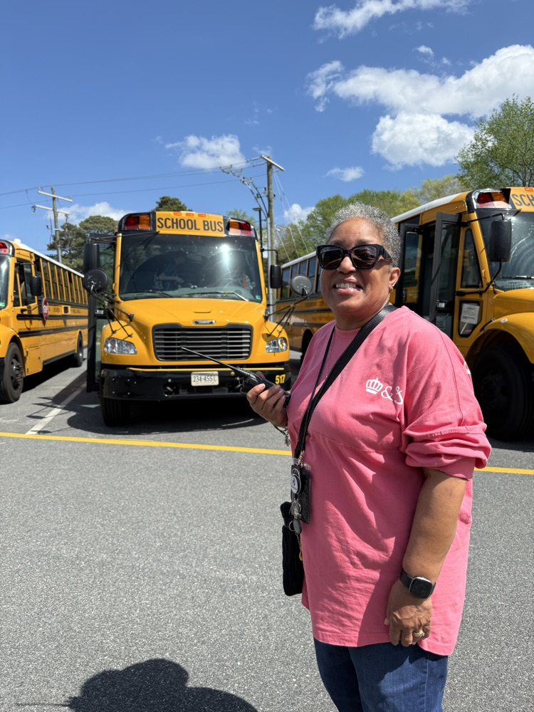 recognizing Mrs. Lopez for her amazing support this year for assistant principals week