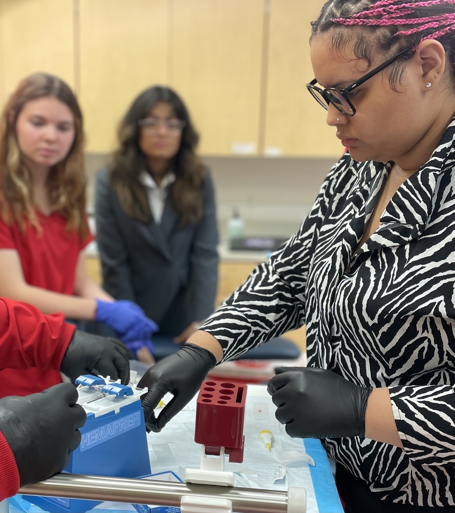 students setting up a blood smear tray