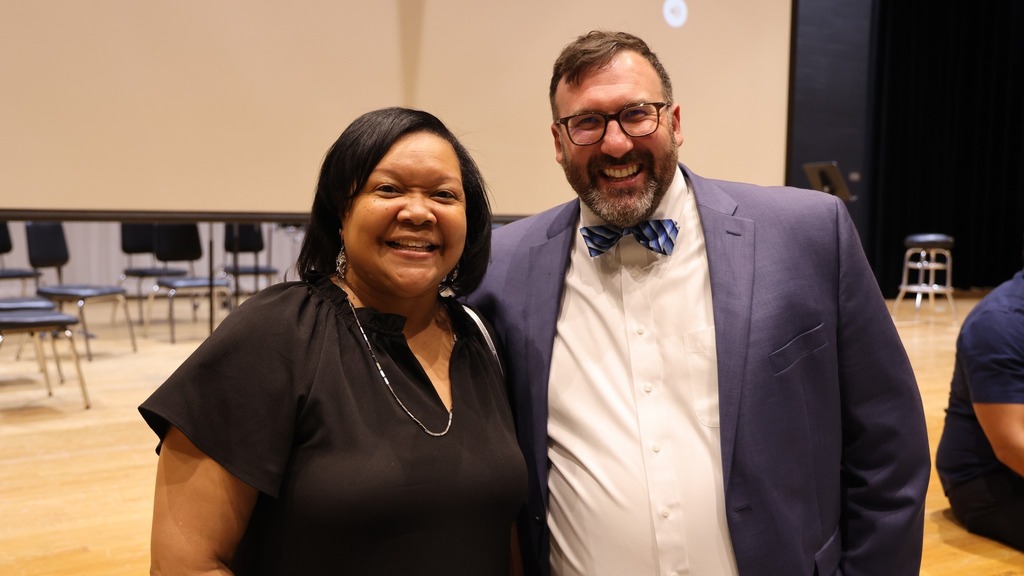 admin and community members celebrate JMS 25 yrs