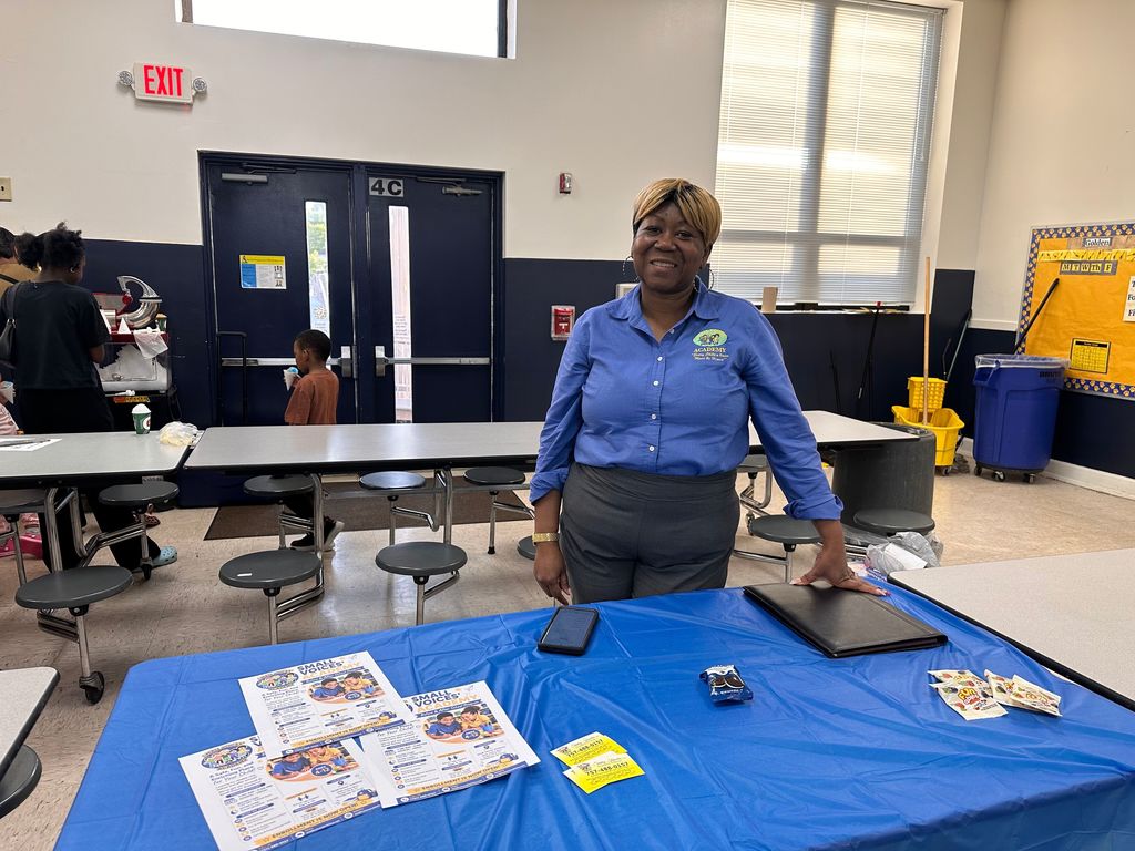 students and families at kindergarten kick off