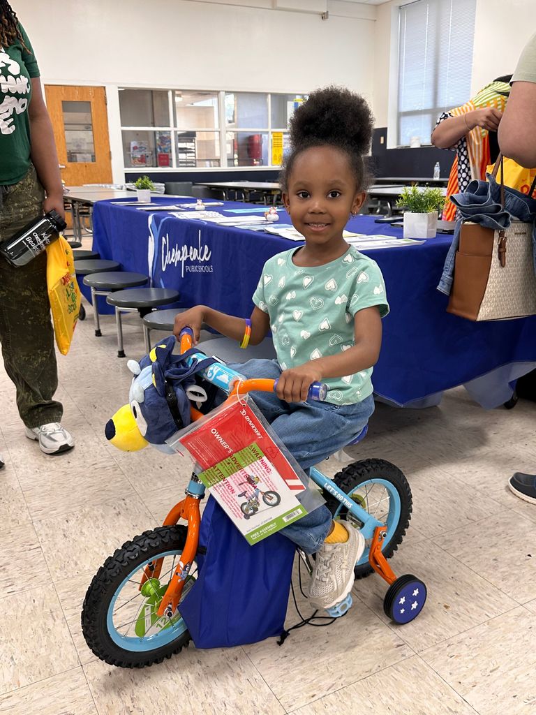 students and families at kindergarten kick off