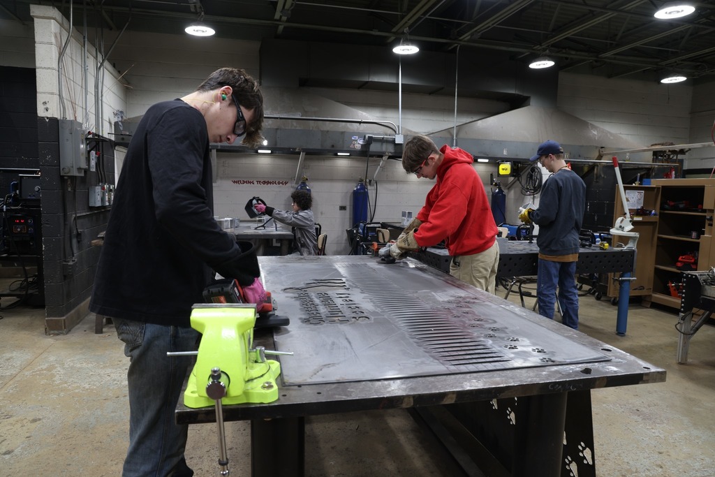 Welding students build the bench 