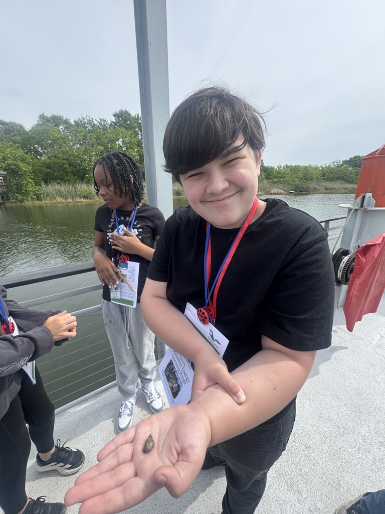 Kids on the Learning Barge
