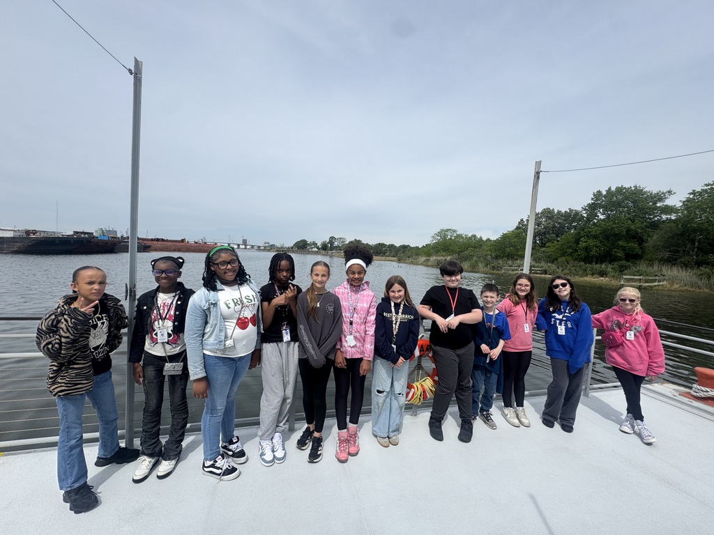 Kids on the Learning Barge