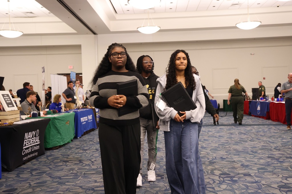 Students gather at the Beyond the Diploma event to ask questions of employers