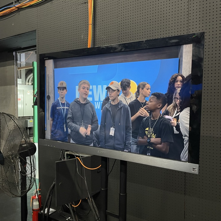 students and newsroom
